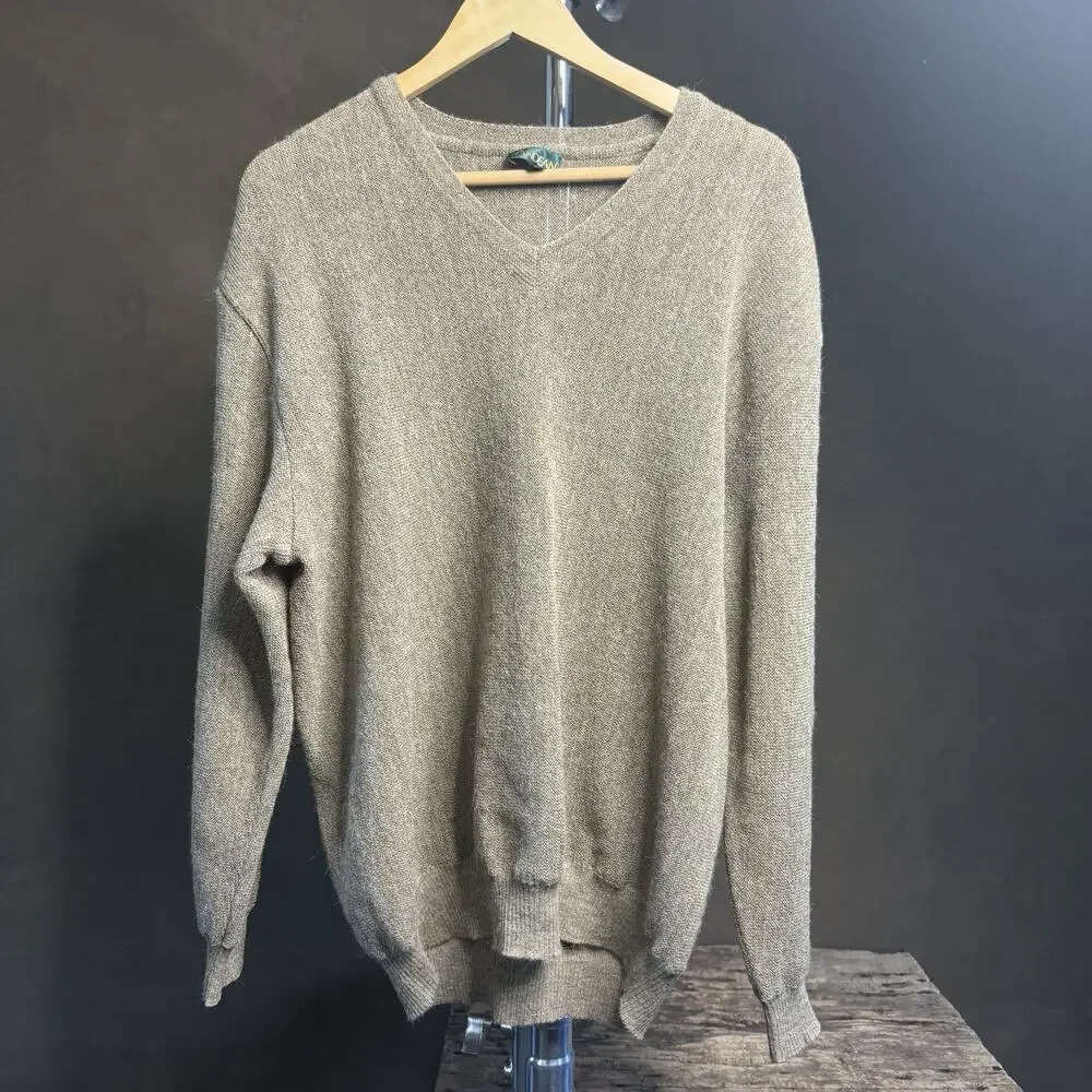 Andean 100% Alpaca Made In Peru Grey /Tan V-neck Puller over Sweater Size XL